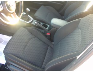 
										KIA CEED 1.0 T-GDI 74KW DRIVE (100CV) BERLINA CON PORTÓN full									
