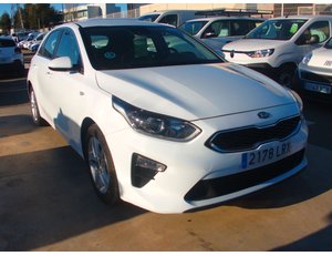 
										KIA CEED 1.0 T-GDI 74KW DRIVE (100CV) BERLINA CON PORTÓN full									