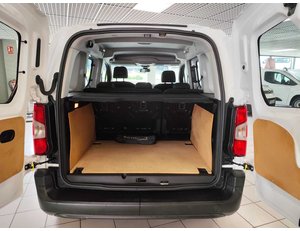 
										CITROEN BERLINGO 1.5 BLUEHDI 75KW TALLA M LIVE (102CV) MONOVOLUMEN COMPACTO full									