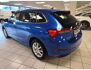 
										SKODA SCALA 1.0 TSI 81KW AMBITION (110CV) BERLINA CON PORTÓN full									