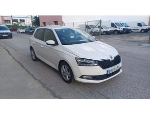 
										SKODA FABIA 1.0 TSI 70KW AMBITION PLUS (95CV) BERLINA CON PORTÓN full									