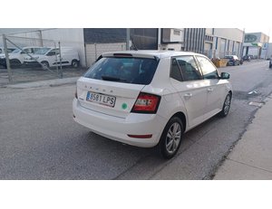 
										SKODA FABIA 1.0 TSI 70KW AMBITION PLUS (95CV) BERLINA CON PORTÓN full									