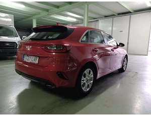 
										KIA CEED 1.0 T-GDI 74KW DRIVE (100CV) BERLINA CON PORTÓN full									