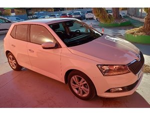 
										SKODA FABIA 1.0 TSI 70KW AMBITION PLUS (95CV) BERLINA CON PORTÓN full									