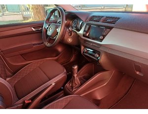 
										SKODA FABIA 1.0 TSI 70KW AMBITION PLUS (95CV) BERLINA CON PORTÓN full									