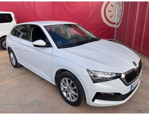 
										SKODA SCALA 1.0 TSI 81KW AMBITION (110CV) BERLINA CON PORTÓN full									