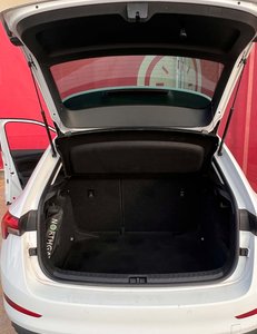 
										SKODA SCALA 1.0 TSI 81KW AMBITION (110CV) BERLINA CON PORTÓN full									