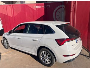 
										SKODA SCALA 1.0 TSI 81KW AMBITION (110CV) BERLINA CON PORTÓN full									