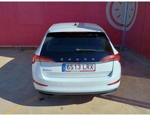 
										SKODA SCALA 1.0 TSI 81KW AMBITION (110CV) BERLINA CON PORTÓN full									