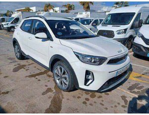 
										KIA STONIC 1.2 DPI CONCEPT (84CV) TODOTERRENO full									