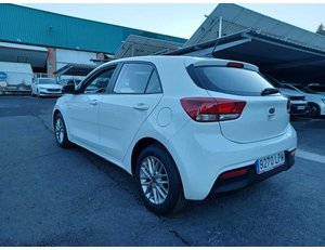 
										KIA RIO 1.2 DPI CONCEPT (84CV) BERLINA CON PORTÓN full									