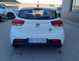 
										KIA RIO 1.2 DPI CONCEPT (84CV) BERLINA CON PORTÓN full									