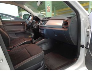 
										SKODA FABIA 1.0 TSI 70KW AMBITION PLUS (95CV) BERLINA CON PORTÓN full									