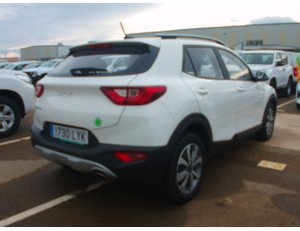 
										KIA STONIC 1.2 DPI CONCEPT (84CV) TODOTERRENO full									