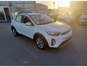 
										KIA STONIC 1.2 DPI CONCEPT (84CV) TODOTERRENO full									