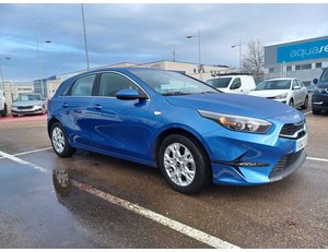 
										KIA CEED 1.0 T-GDI 88KW DRIVE (120CV) BERLINA CON PORTÓN full									