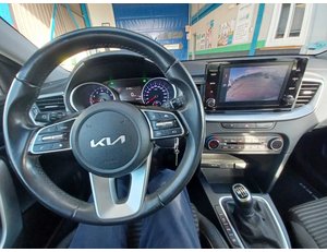 
										KIA CEED 1.0 T-GDI 88KW DRIVE (120CV) BERLINA CON PORTÓN full									