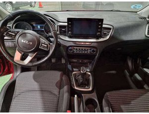 
										KIA CEED 1.0 T-GDI 88KW DRIVE (120CV) BERLINA CON PORTÓN full									