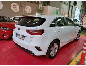 
										KIA CEED 1.0 T-GDI 74KW DRIVE (100CV) BERLINA CON PORTÓN full									