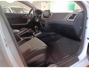 
										KIA CEED 1.0 T-GDI 74KW DRIVE (100CV) BERLINA CON PORTÓN full									