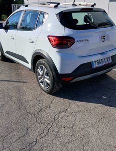 
										DACIA SANDERO 1.0 TCE 90 STEPWAY COMFORT (91CV) BERLINA CON PORTÓN full									