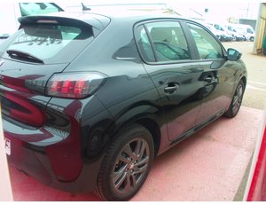 
										PEUGEOT 208 1.2 PURETECH 73KW ACTIVE PACK (100CV) BERLINA CON PORTÓN full									