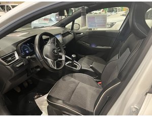 
										RENAULT CLIO 1.0 TCE 67KW ZEN (90CV) BERLINA CON PORTÓN full									