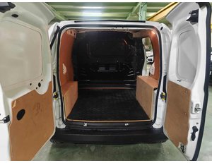 
										FIAT FIORINO 1.3 MULTIJET 80BHP full									