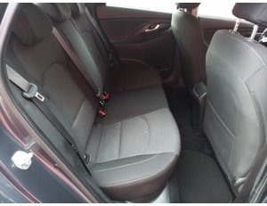 
										HYUNDAI I30 1.5 DPI KLASS SLX (110CV) BERLINA CON PORTÓN full									