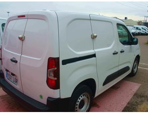 
										OPEL COMBO 1.6 TD 55KW EXPRESS 650KG SWB (75CV) full									