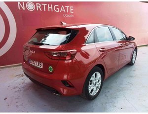 
										KIA CEED 1.0 T-GDI 88KW DRIVE (120CV) BERLINA CON PORTÓN full									