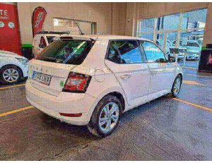 
										SKODA FABIA 1.0 TSI 70KW AMBITION PLUS (95CV) BERLINA CON PORTÓN full									