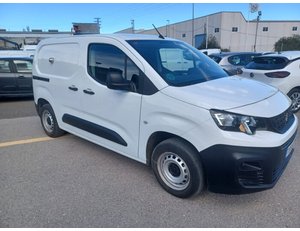 
										PEUGEOT PARTNER 1.5 BLUEHDI 73KW PRO STANDARD (98CV) FURGÓN DERIVADO DE TURISMO full									