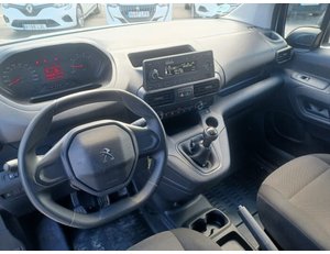 
										PEUGEOT PARTNER 1.5 BLUEHDI 73KW PRO STANDARD (98CV) FURGÓN DERIVADO DE TURISMO full									