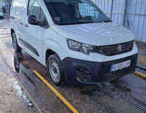 
										PEUGEOT PARTNER 1.5 BLUEHDI 73KW PRO STANDARD (98CV) FURGÓN DERIVADO DE TURISMO full									