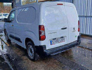 
										PEUGEOT PARTNER 1.5 BLUEHDI 73KW PRO STANDARD (98CV) FURGÓN DERIVADO DE TURISMO full									