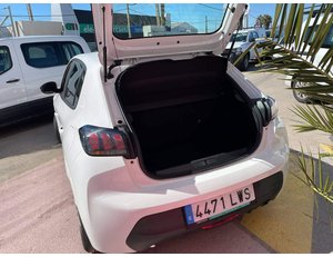 
										PEUGEOT 208 1.2L PURETECH 55KW ACTIVE (75CV) BERLINA CON PORTÓN full									
