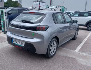 
										PEUGEOT 208 1.2L PURETECH 55KW ACTIVE (75CV) BERLINA CON PORTÓN full									