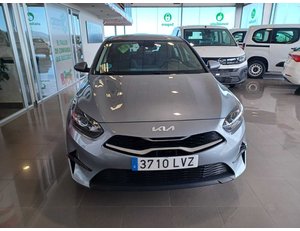 
										KIA CEED 1.0 T-GDI 74KW DRIVE (100CV) BERLINA CON PORTÓN full									