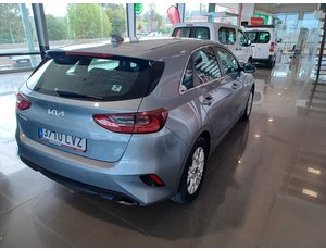 
										KIA CEED 1.0 T-GDI 74KW DRIVE (100CV) BERLINA CON PORTÓN full									