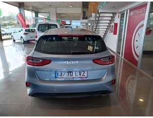 
										KIA CEED 1.0 T-GDI 74KW DRIVE (100CV) BERLINA CON PORTÓN full									