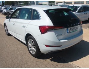 
										SKODA SCALA 1.0 TSI 81KW AMBITION (110CV) BERLINA CON PORTÓN full									