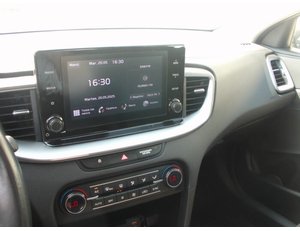 
										KIA CEED 1.0 T-GDI 74KW DRIVE (100CV) BERLINA CON PORTÓN full									