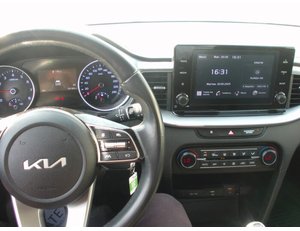
										KIA CEED 1.0 T-GDI 74KW DRIVE (100CV) BERLINA CON PORTÓN full									