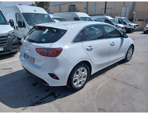 
										KIA CEED 1.0 T-GDI 74KW DRIVE (100CV) BERLINA CON PORTÓN full									