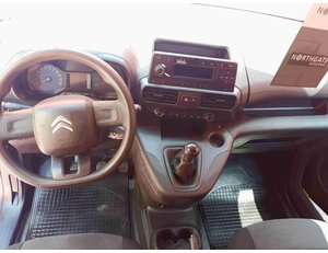 
										CITROEN BERLINGO 1.5 BLUEHDI 75KW TALLA M CONTROL (102CV) FURGÓN DERIVADO DE TURISMO full									