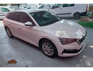 
										SKODA SCALA 1.0 TSI 81KW EMOTION (110CV) BERLINA CON PORTÓN full									