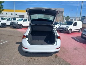 
										SKODA SCALA 1.0 TSI 81KW AMBITION (110CV) BERLINA CON PORTÓN full									
