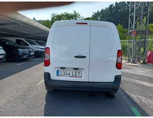 
										PEUGEOT PARTNER 1.5 BLUEHDI 55KW PRO STANDARD (73CV) FURGÓN DERIVADO DE TURISMO full									