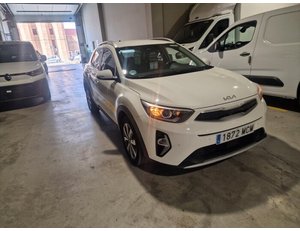 
										KIA STONIC 1.2 DPI DRIVE (84CV) TODOTERRENO full									